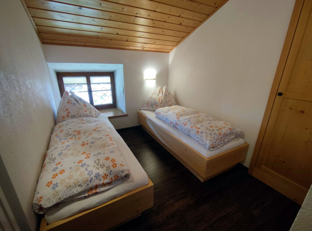 Schlafzimmer 2 Ferienwohnung 6