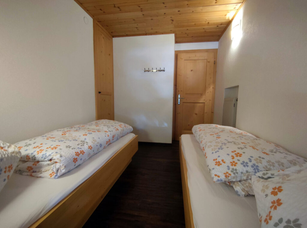 Schlafzimmer 2 Ferienwohnung 6